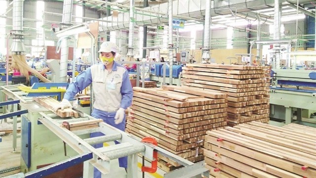 การลงทุนจากต่างประเทศพุ่งสูงขึ้น ในอุตสาหกรรมไม้แปรรูปเวียดนาม