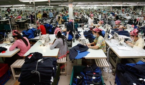 โครงการโรงงานตัดเย็บเสื้อผ้าแห่งใหม่คาดสร้างการจ้างงานในท้องถิ่นของกัมพูชา
