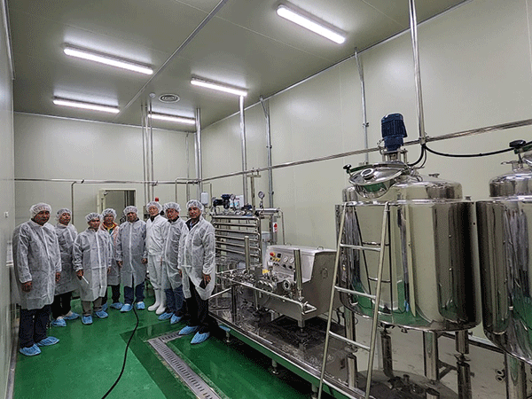 มหาวิทยาลัยแห่งชาติลาว-เกาหลี วางแผนจัดตั้งอุตสาหกรรมนมใน สปป.ลาว