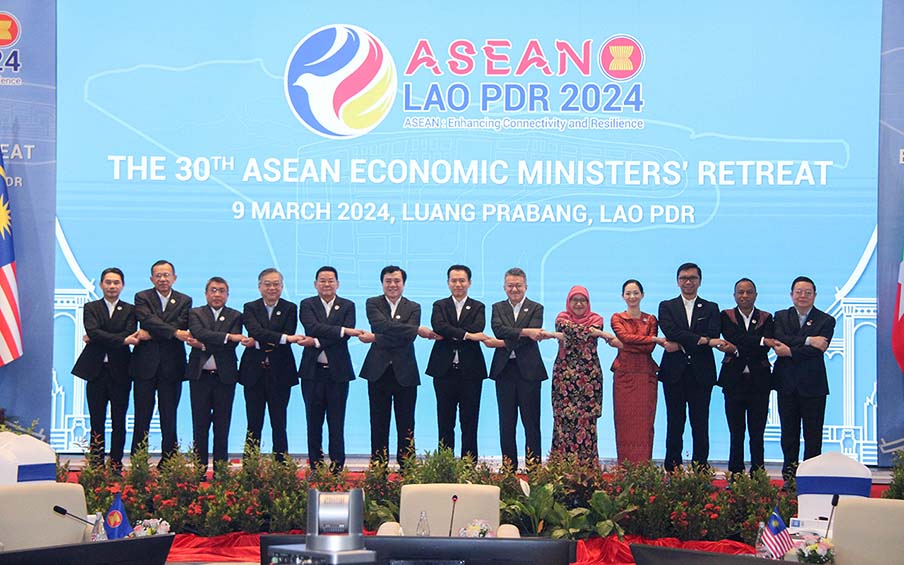 รัฐมนตรีสหภาพแรงงานและความสัมพันธ์ทางเศรษฐกิจต่างประเทศ เข้าร่วมการประชุมรัฐมนตรีเศรษฐกิจอาเซียน ครั้งที่ 30