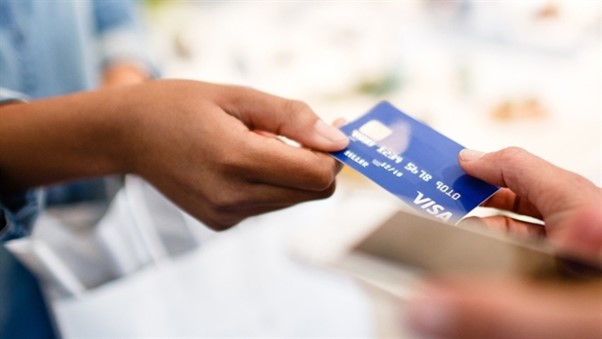 ‘แบงก์ชาติเวียดนาม’ แจ้งสถาบันผู้ออกบัตร เร่งตรวจสอบขั้นตอนการออกบัตร